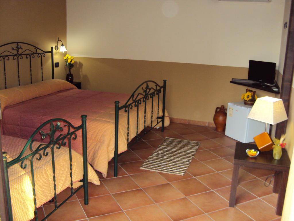 Agriturismo Il Pozzo Antico Mascali Exteriör bild