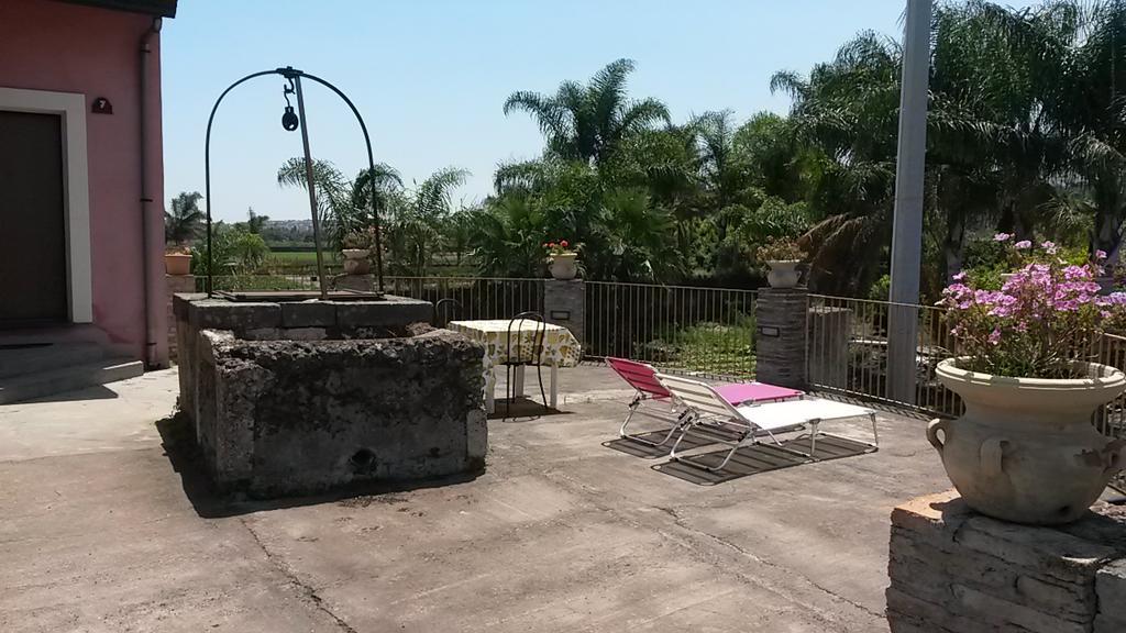 Agriturismo Il Pozzo Antico Mascali Exteriör bild