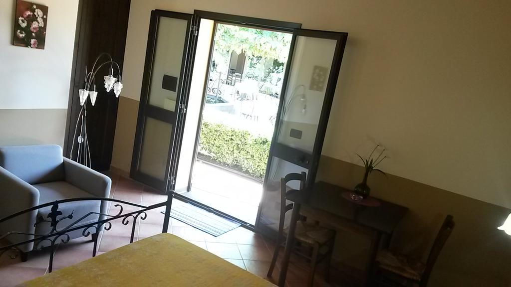 Agriturismo Il Pozzo Antico Mascali Exteriör bild