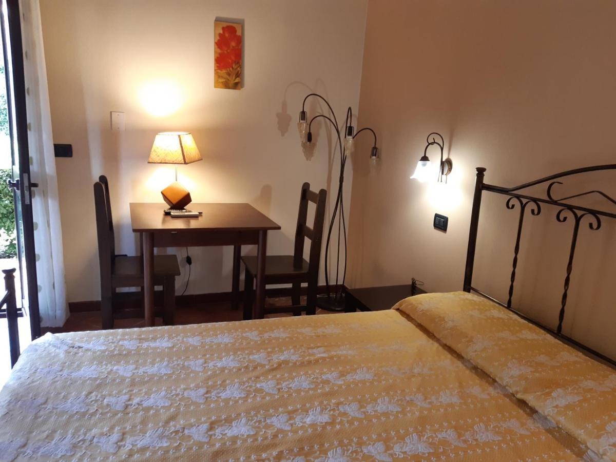 Agriturismo Il Pozzo Antico Mascali Exteriör bild